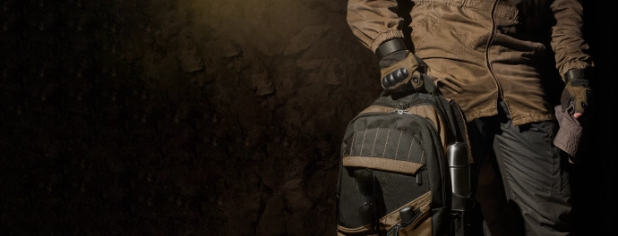 STATIONÄRER LADEN#Hier können Sie die benötigte Ausrüstung kaufen, Ihre Bestellung abholen und professionelle Hilfe bei der Auswahl#dark